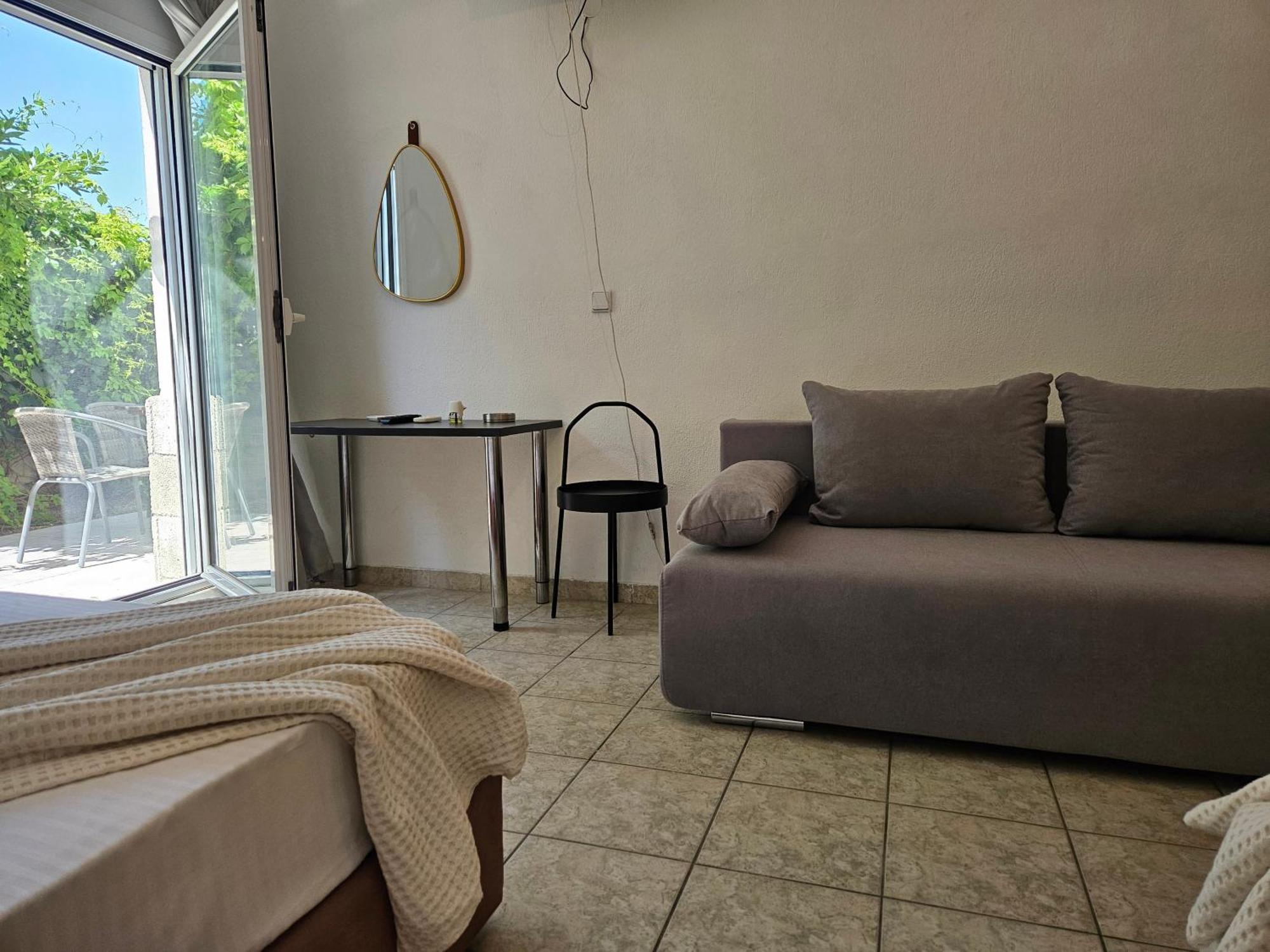 Sivilla Studios Áfitos Zimmer foto